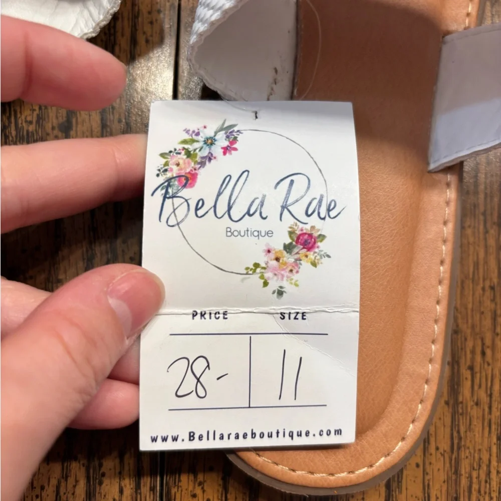 NWT Bella Rae Women’s sandals 11 - Picture 3 of 8